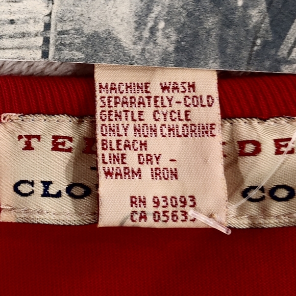 Telluride Clothing Co red t-shirt NWT - Picture 6 of 6